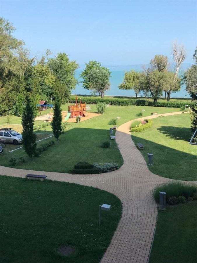 Sunrise Apartman Siófok Eksteriør bilde